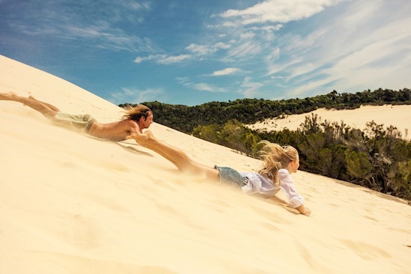 6D5N GOLD COAST TANGALOOMA + DESERT SAFARI FREE  (Seat in Coach – SIC)