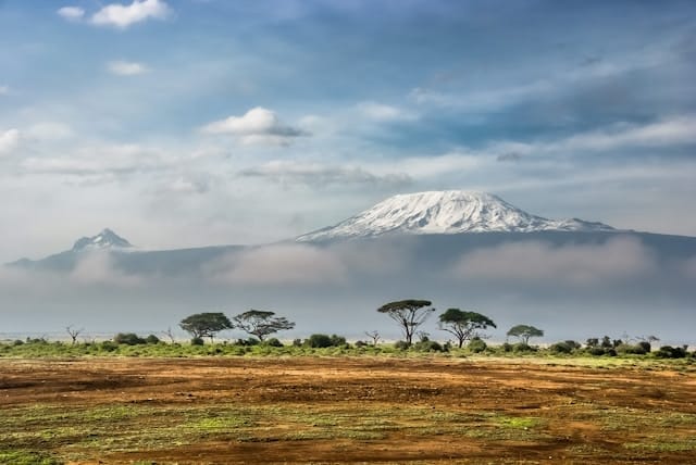 11D10N KILIMANJARO CLIMB MARANGU 5-DAY ROUTE & SAFARI ADVENTURE – EXPLORE