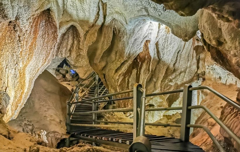 2D1N MULU CAVES (MULU MARRIOTT RESORTS & SPA)