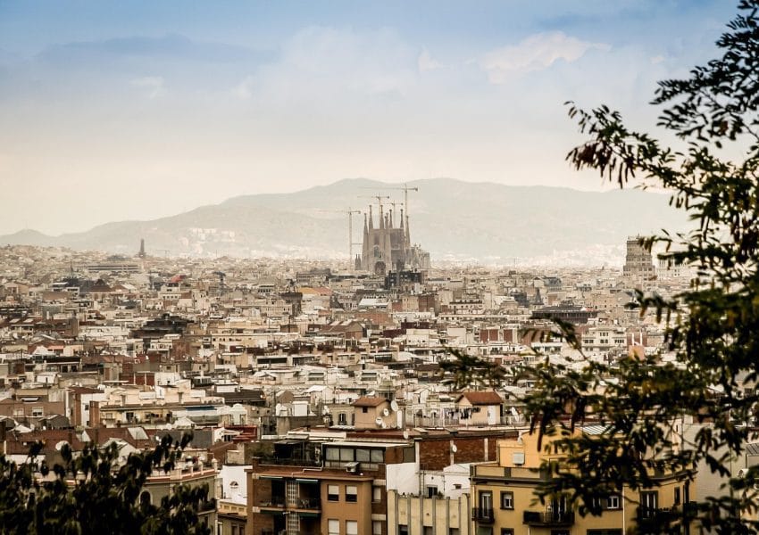 cathedral, sagrada familia, barcelona